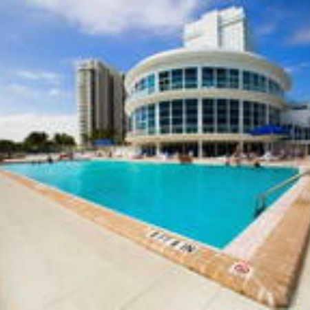 ميامي بيتش Castle Beach Resort Apartment المظهر الخارجي الصورة
